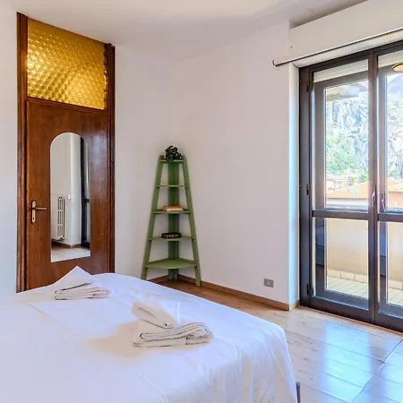 Blu & By Interhome * Dervio