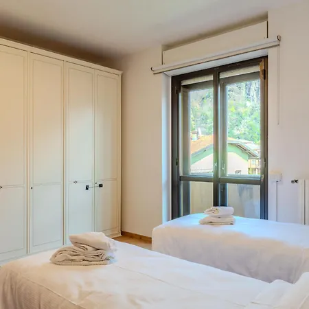 Daire Blu & By Interhome